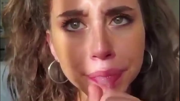 La ex de mi amigo se la come toda (Full Ver.)