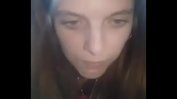 Mi tía quiere que le habrá la cola