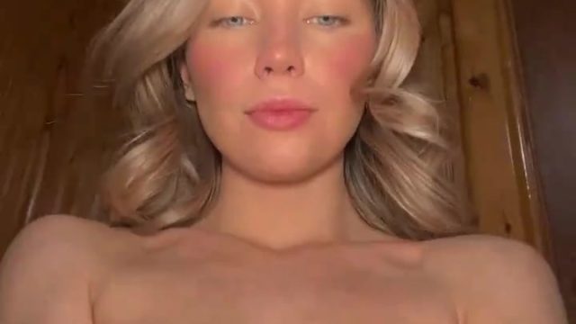 Bluebxbyyy / bluebxbyyyvip –  Nude showing off small Tits So Lewd !