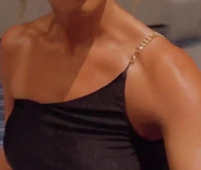 Megan Makin Money Onlyfans New – Show Big Boobs !!!