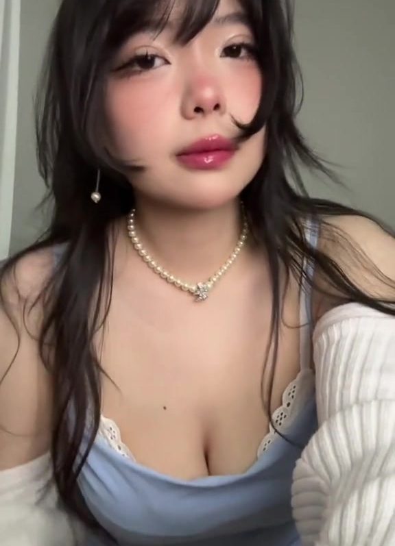 Anika / Anikauwu News – Show big boobs beauty