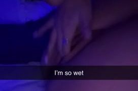 Breckie Hill News Vid Porn – Finger Cunt Hook So Wet !