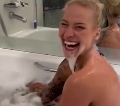 Ebanie Bridges Porn – Masturbate In Bathtub !