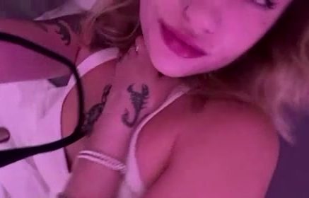 Elizabeth Sanchez OnlyFans New – Show Erotic Body On Bed