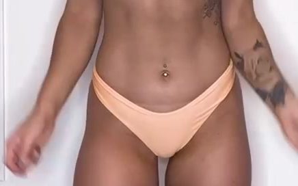 Morgan Vera Nudes – Show her erotic body !