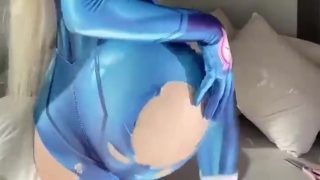 Diakimeko – Sexy with erotic body