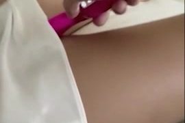 Hammy Tv Video Porn – Vibator Rubbing Pussy !